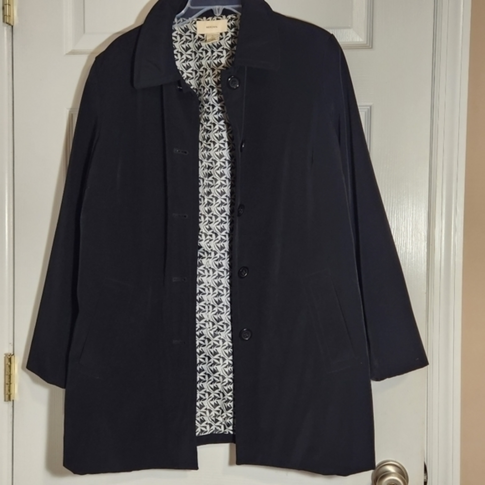 Merona Black‎ Raincoat Size L Blk/Wht Interior